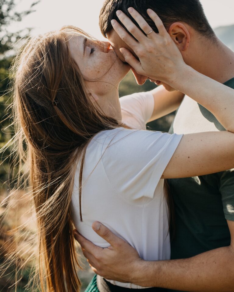 DatingTipsLife Website